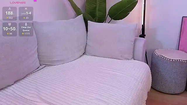 hannahflora online show from 06.06.26