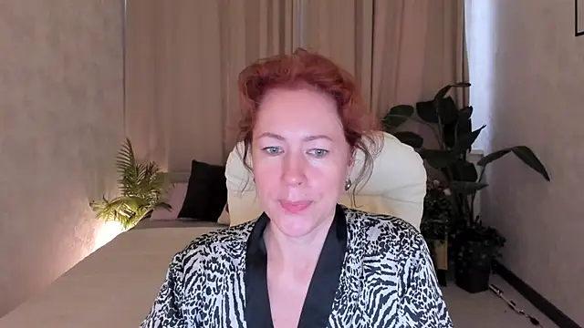 Snapshot of LeticiaRomano chatting on 05.30.26 LeticiaRomano online show from 05.30.26