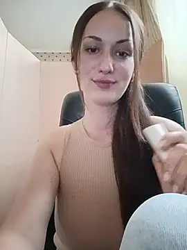 Snapshot of LunaCrystall chatting on 07.10.26 LunaCrystall online show from 07.10.26