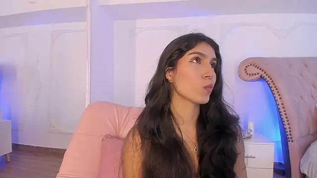 LucianaBlanco  online show from 06.25.26