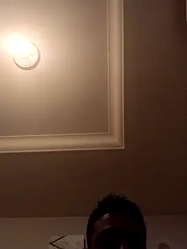 Snapshot of lucassos1 chatting on 04.16.26 lucassos1 online show from 04.16.26