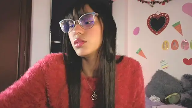 PaulaCutexs online show from 04.03.26