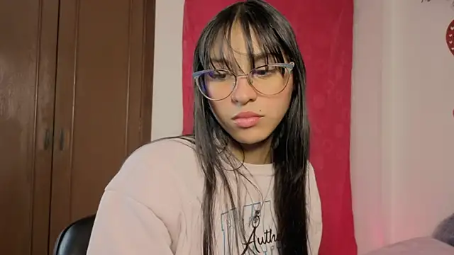 PaulaCutexs online show from 05.11.26