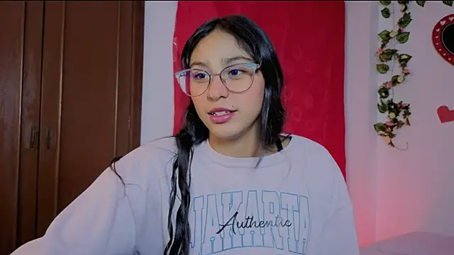 PaulaCutexs online show from 05.18.26