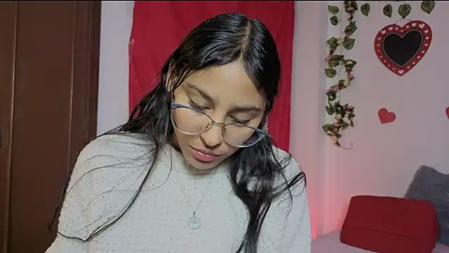 PaulaCutexs online show from 05.29.26