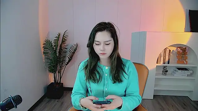 HiHa-baby online show from 03.11.26