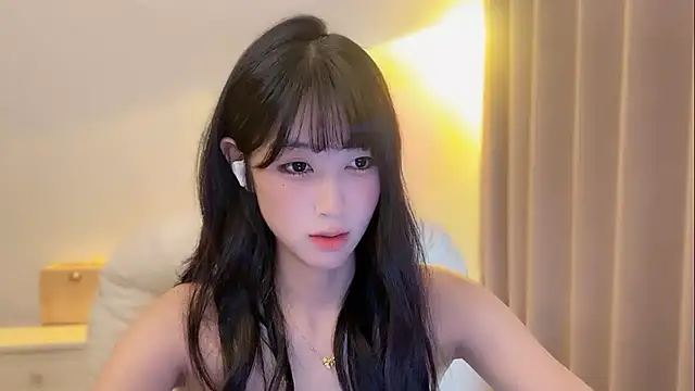 xiaooyee online show from 03.25.26