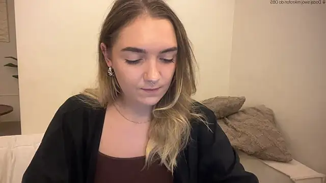 RoxyWet online show from 06.04.26