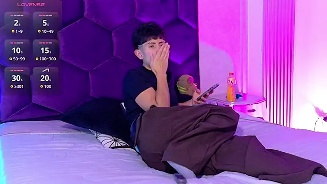 AndyJustgame  online show from 04.16.26