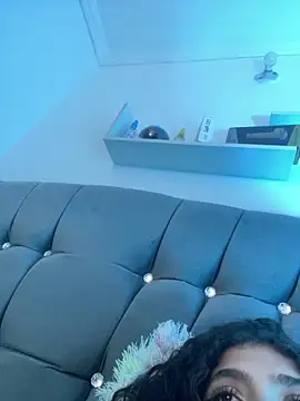 LINDA EF online show from 04.28.26