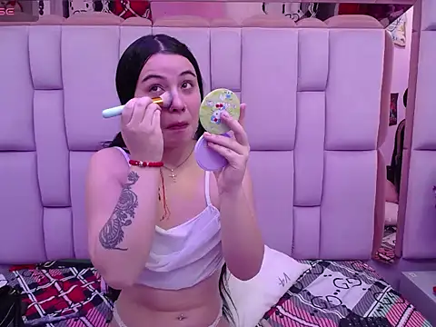 Katherine Squirt  online show from 04.28.26