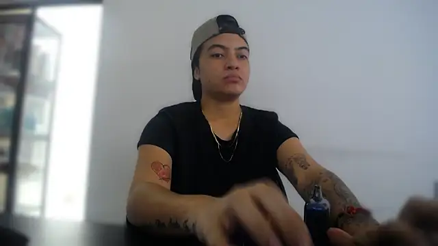 Snapshot of May-ana chatting on 03.11.26 May-ana online show from 03.11.26