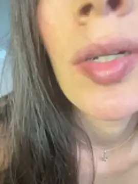 Evacrox online show from 04.06.26