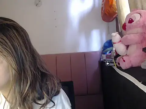 Snapshot of Amber_Blesssed chatting on 04.05.26 Amber Blesssed online show from 04.05.26