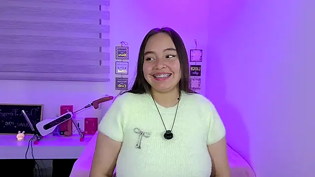 Snapshot of cherry_valeria chatting on 06.21.26 cherry valeria online show from 06.21.26