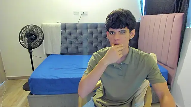 Josy 11 online show from 03.23.26