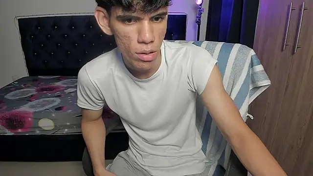 Josy 11 online show from 04.24.26