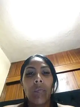 Snapshot of cosita_rica_1 chatting on 04.21.26 cosita rica 1 online show from 04.21.26