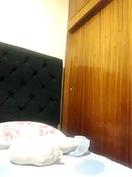 Snapshot of cosita_rica_1 chatting on 05.15.26 cosita rica 1 online show from 05.15.26