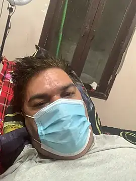 Snapshot of urb0nd chatting on 03.25.26 urb0nd online show from 03.25.26