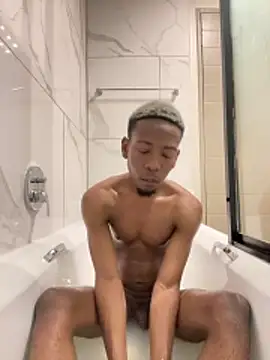 RoyaltyRox online show from 04.02.26