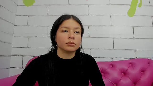 Danna Greyy online show from 04.22.26