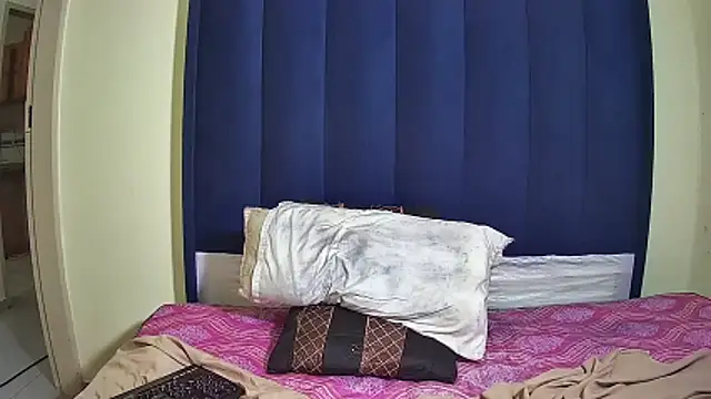 MelaniBbe online show from 04.21.26