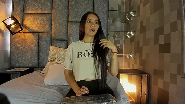 Escarleth Fox online show from 03.18.26