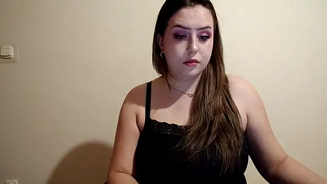 LolaSeduce online show from 04.30.26