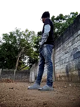 Snapshot of spittingpig1 chatting on 03.19.26 spittingpig1 online show from 03.19.26