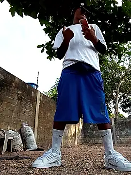 Snapshot of spittingpig1 chatting on 03.20.26 spittingpig1 online show from 03.20.26