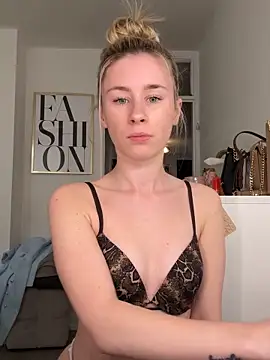 GoldenHoney online show from 04.12.26