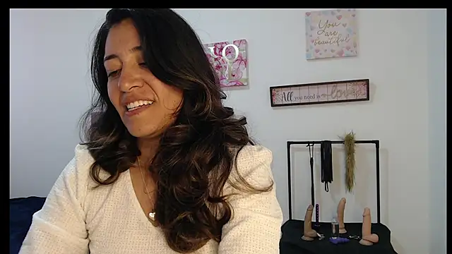 violeta scott online show from 05.05.26