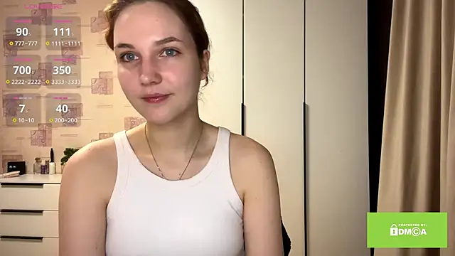 Snapshot of SamellaFlugum chatting on 03.13.26 SamellaFlugum online show from 03.13.26