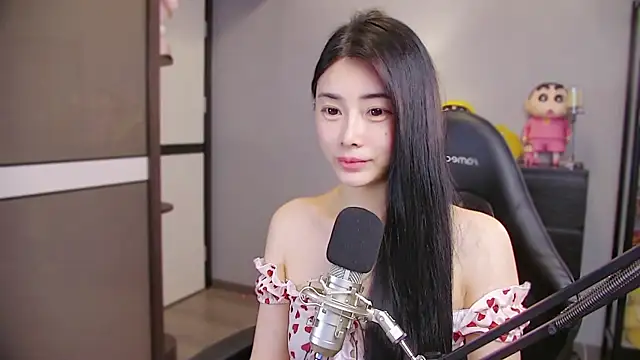 XiaoYuBao- online show from 04.13.26