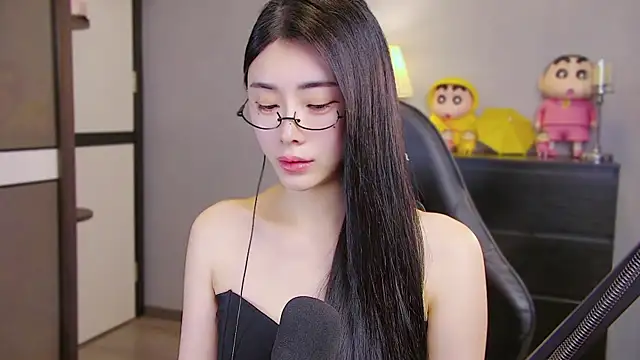 XiaoYuBao- online show from 04.22.26