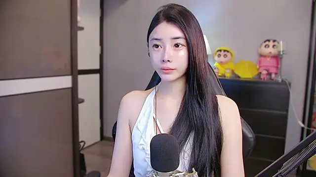 Snapshot of XiaoYuBao- chatting on 06.07.26 XiaoYuBao- online show from 06.07.26
