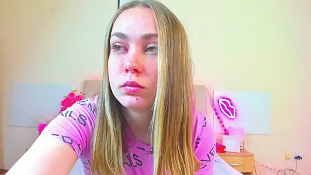 MelanieCuty online show from 05.11.26