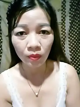 Yiyi102300 online show from 06.30.26