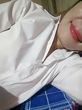 Yiyi102300 online show from 07.11.26