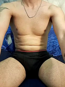 Snapshot of lucasardyn chatting on 03.16.26 lucasardyn online show from 03.16.26