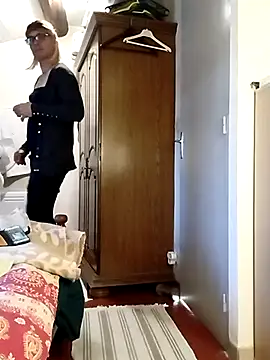 Snapshot of stephie83 chatting on 03.24.26 stephie83 online show from 03.24.26