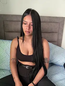 Snapshot of valu25 chatting on 03.22.26 valu25 online show from 03.22.26