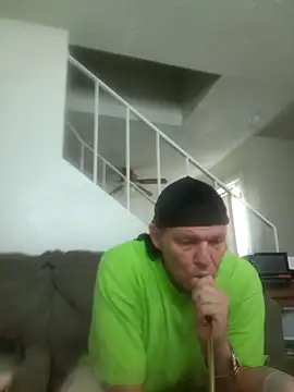 Snapshot of yourMasterisBored chatting on 06.19.26 yourMasterisBored online show from 06.19.26