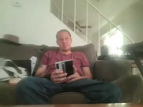 Snapshot of yourMasterisBored chatting on 07.06.26 yourMasterisBored online show from 07.06.26