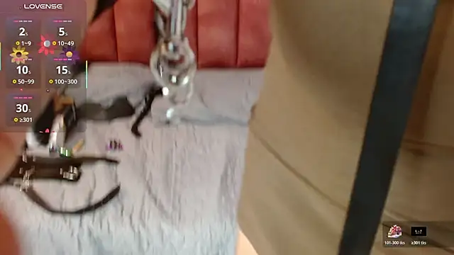 hilaryythompson online show from 05.13.26