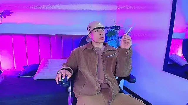 Andreew Style online show from 04.27.26