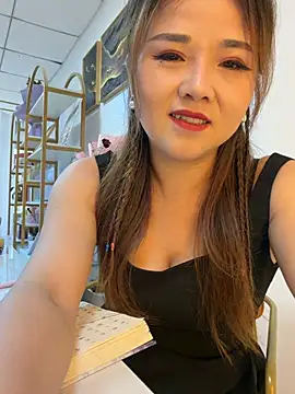 Snapshot of Xiaoxiao-y chatting on 06.28.26 Xiaoxiao-y online show from 06.28.26