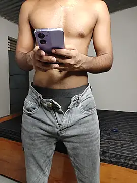 Snapshot of Iam_daku47 chatting on 06.27.26 Iam daku47 online show from 06.27.26