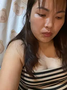 Milik-1022 online show from 04.21.26